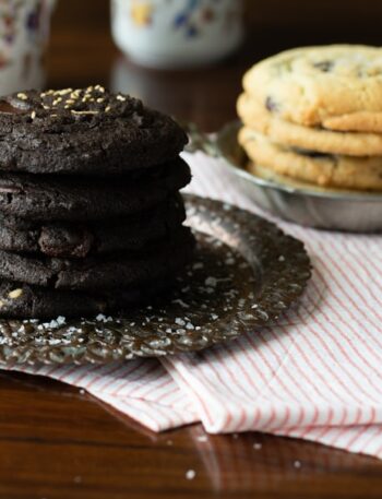 chocolate cookies on clear glass plate